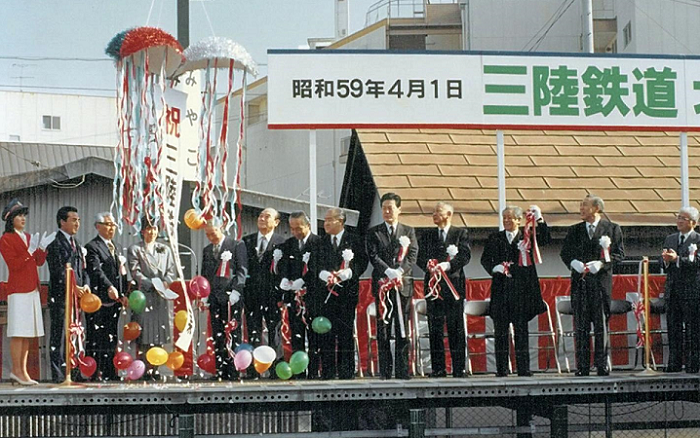 日本鉄道建設公団三十年史 日本鉄道建設公団三十年史編纂委員会 未使用 保管品 Amazon.co.jp: 日本鉄道建設公団三十年史 日本鉄道建設公団三十